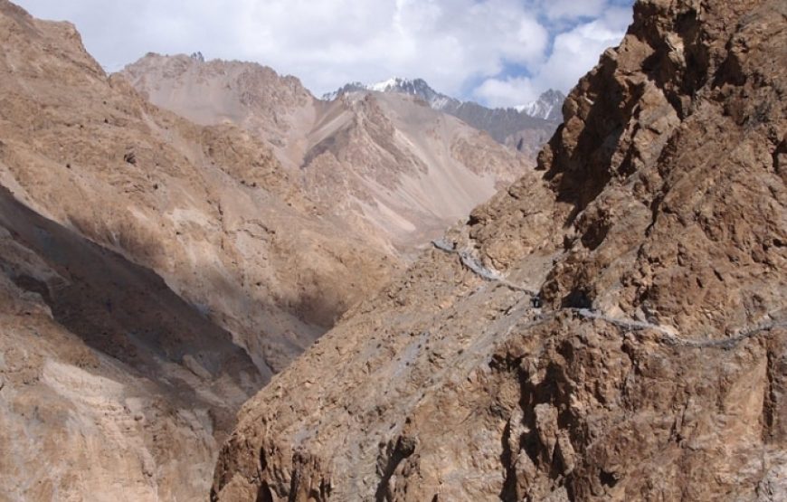 DAY EXCURSION TO SHIMSHAL VALLEY (from Hunza)
