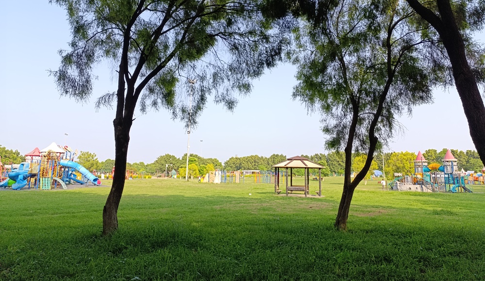 Fatimah Jinnah Park (F-9)