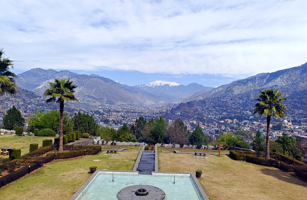 Local Bazaars – Upper Adda & Madina Market