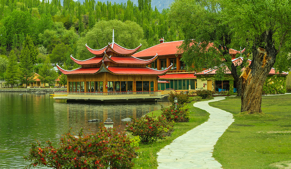 Pakistan En Route China